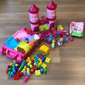 Giant lot of Mega Bloks including castle, table, figures